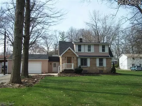 2114 Conwill Rd, Stow, OH 44224 photo 1