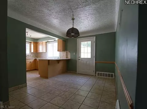 1751 Rush Rd, Wickliffe, OH 44092 photo 4