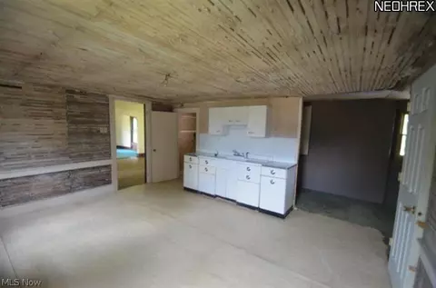 3320 Chapel Rd, Ashtabula, OH 44004 photo 10