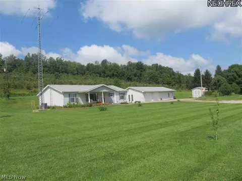5625 Center Rd, Philo, OH 43771 photo 1