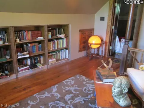 225 Pine St, Freeport, OH 43973 photo 15
