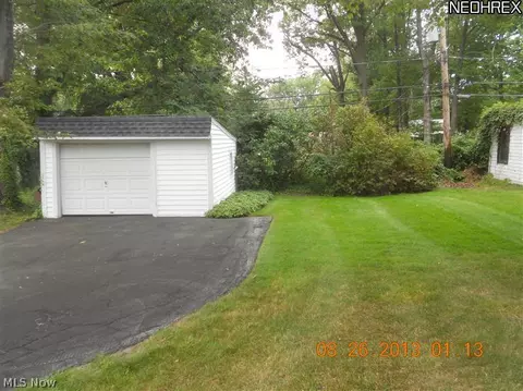 430 E 270 St, Euclid, OH 44132 photo 3