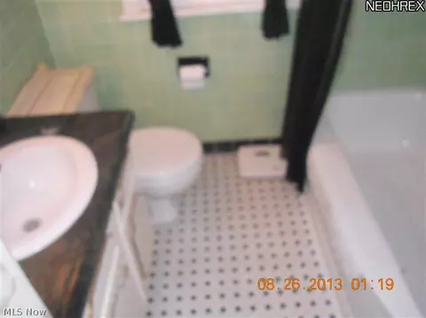 430 E 270 St, Euclid, OH 44132 photo 5