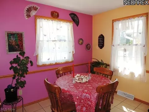 7002 Gilbert Ave, Parma, OH 44129 photo 6