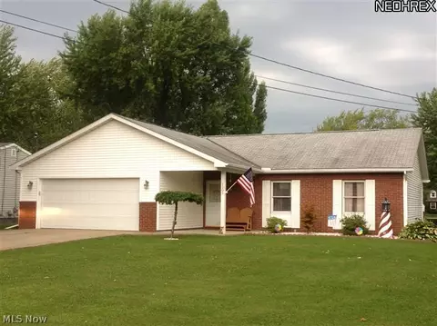 1209 E 17th St, Ashtabula, OH 44004 photo 1