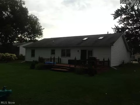 1209 E 17th St, Ashtabula, OH 44004 photo 5