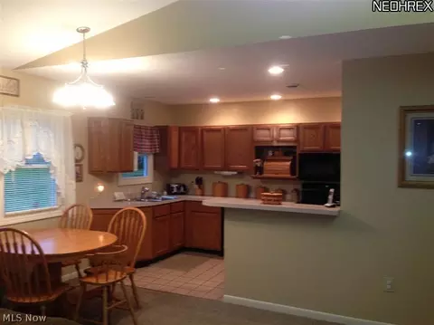 1209 E 17th St, Ashtabula, OH 44004 photo 3