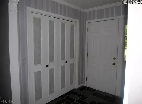 413 Auburn St, Elyria, OH 44035 photo 5