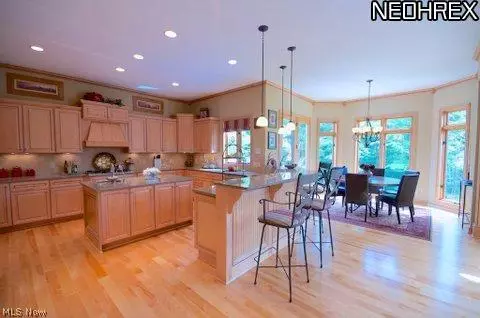 4420 High Ridge Trl, Akron, OH 44333 photo 8