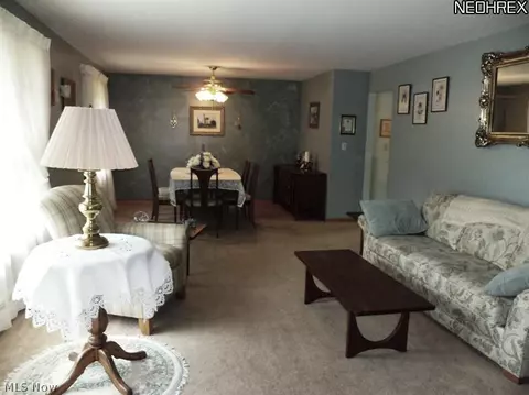 7330 Hillside Rd, Independence, OH 44131 photo 4