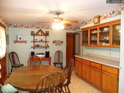 7330 Hillside Rd, Independence, OH 44131 photo 9