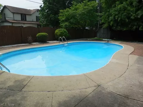 918 Dover Ave, Dover, OH 44622 photo 17
