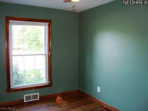 237 Lloyd Rd, Euclid, OH 44132 photo 12