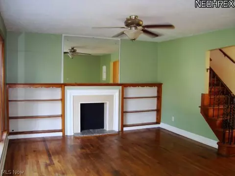 237 Lloyd Rd, Euclid, OH 44132 photo 4
