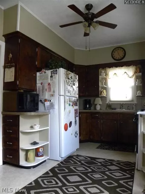 1133 E Pershing, Salem, OH 44460 photo 8