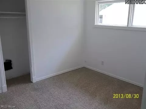 848 Oak St, Elyria, OH 44035 photo 4