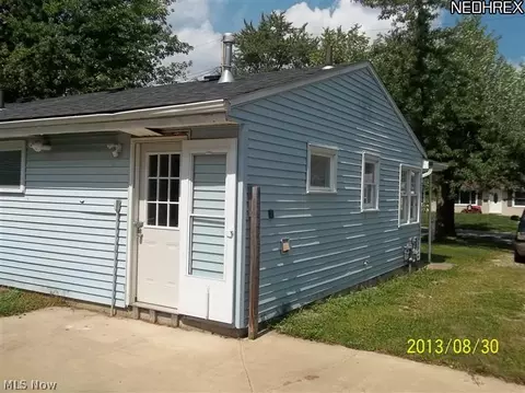 848 Oak St, Elyria, OH 44035 photo 11