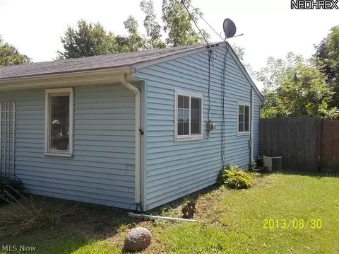 848 Oak St, Elyria, OH 44035 photo 16