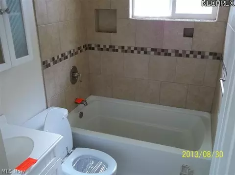 848 Oak St, Elyria, OH 44035 photo 7