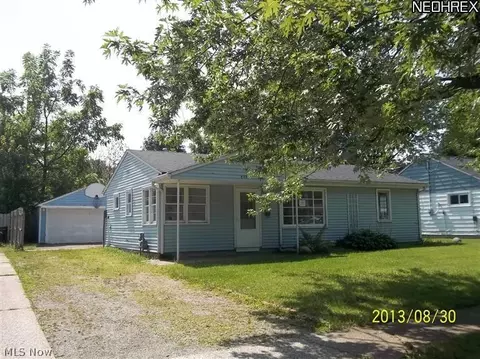 848 Oak St, Elyria, OH 44035 photo 1