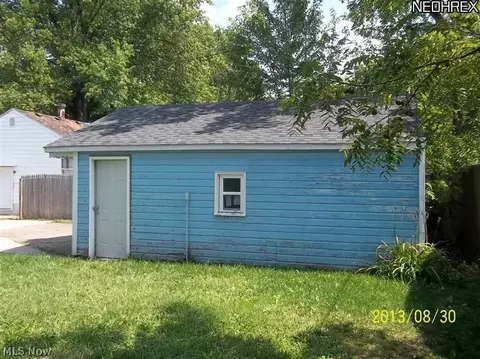 848 Oak St, Elyria, OH 44035 photo 15