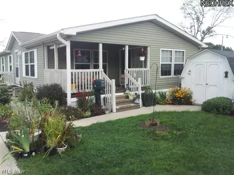 34 Third St, Madison, OH 44057 photo 1