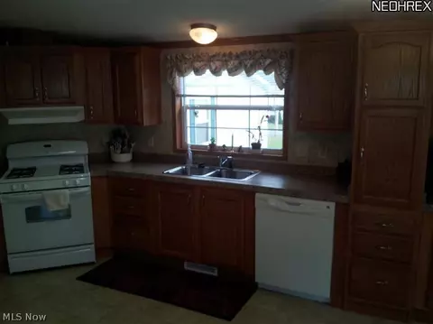 34 Third St, Madison, OH 44057 photo 7