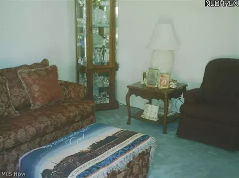 936 Peerless Ave, Akron, OH 44320 photo 7
