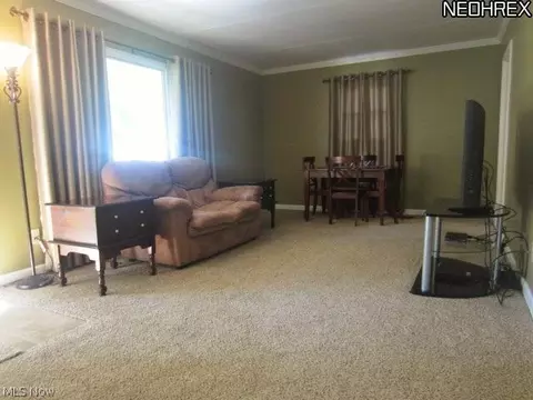 237 Longford Ave, Elyria, OH 44035 photo 2