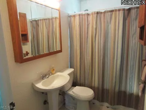 237 Longford Ave, Elyria, OH 44035 photo 5