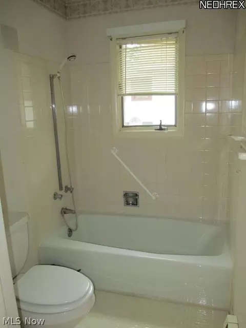 517 Bunker Hill Rd, Ashtabula, OH 44004 photo 13