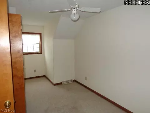 597 9th St, Struthers, OH 44471 photo 9