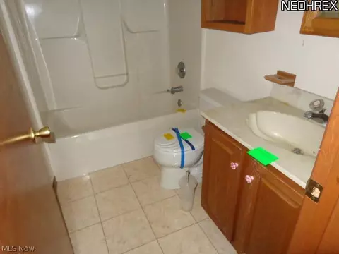 597 9th St, Struthers, OH 44471 photo 10