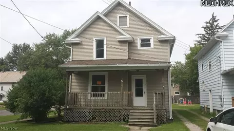 733 W 57th St, Ashtabula, OH 44004 photo 1
