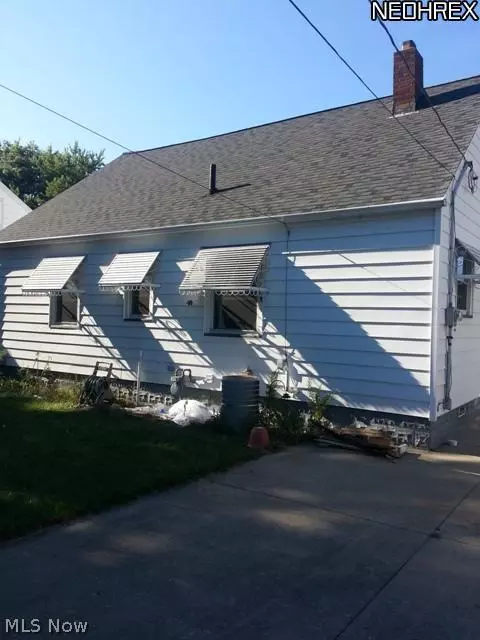 2540 E 30, Lorain, OH 44055 photo 3