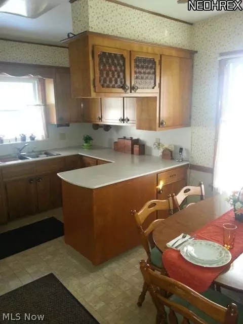 2540 E 30, Lorain, OH 44055 photo 7