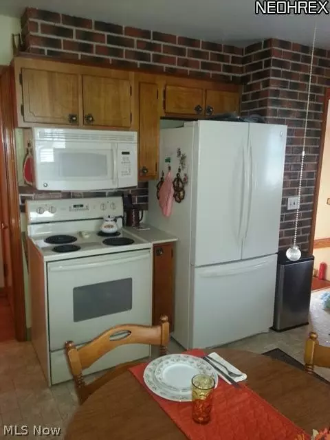 2540 E 30, Lorain, OH 44055 photo 9