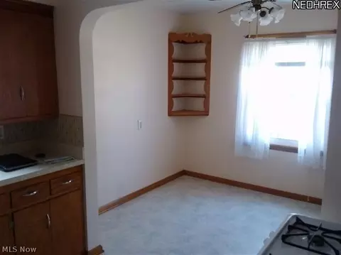 5611 Forest, Parma, OH 44129 photo 7