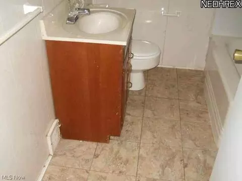 32781 Baldwin Rd, Solon, OH 44139 photo 9