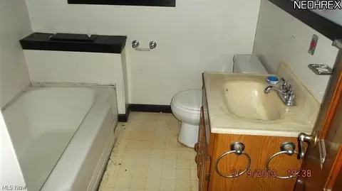 6010 Hillcrest Ave, Ashtabula, OH 44004 photo 6