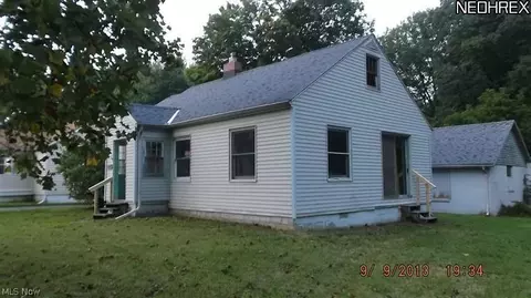 6010 Hillcrest Ave, Ashtabula, OH 44004 photo 12