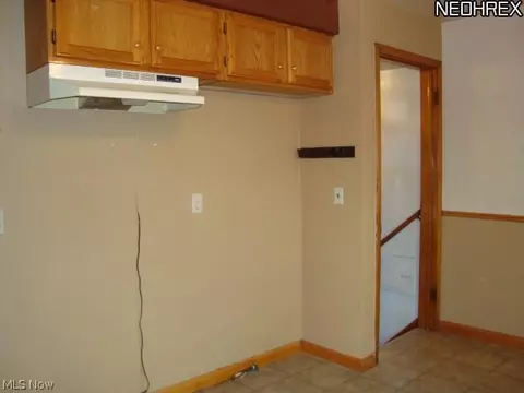 849 E 218th St, Euclid, OH 44119 photo 4