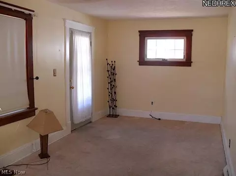 347 E 248th St, Euclid, OH 44123 photo 10