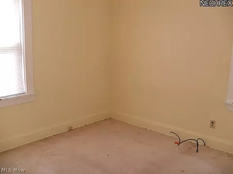 347 E 248th St, Euclid, OH 44123 photo 11