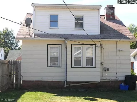 347 E 248th St, Euclid, OH 44123 photo 4