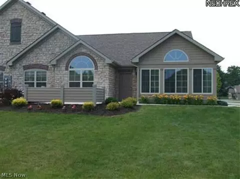 3906 Coventry Ln, Huron, OH 44839 photo 1