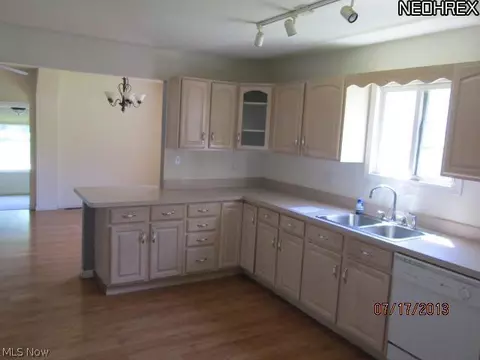 154 Morgan Ave, Elyria, OH 44035 photo 7