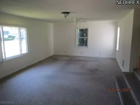 154 Morgan Ave, Elyria, OH 44035 photo 3