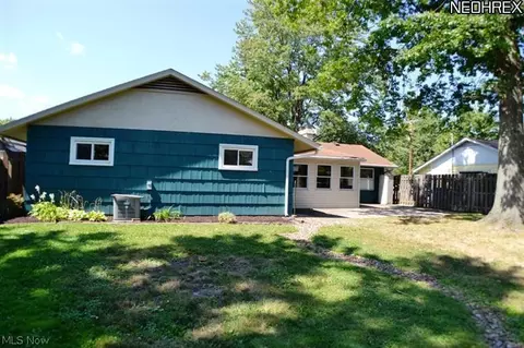 422 Maple Ave, Berea, OH 44017 photo 12