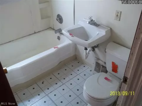 1602 Cedar Dr, Lorain, OH 44052 photo 6